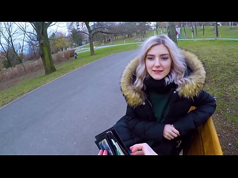❤️ Го голта жешката сперма на странец за пари - дувалка во парк од Ева Елфи ️  Секс кај нас ❤